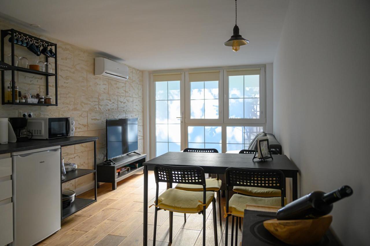 Amplio apartamento independiente con terraza Brunete Esterno foto