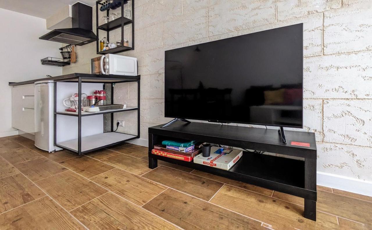Amplio apartamento independiente con terraza Brunete Esterno foto